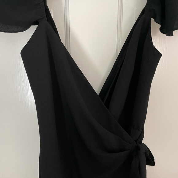 NWOT Show Me Your MuMu Black Elena Wrap Romper - Picture 4 of 12